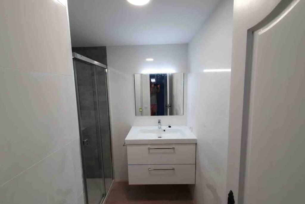 Neu Renoviertes Strandappartment Mit Meerblick Alcoceber Bagian luar foto